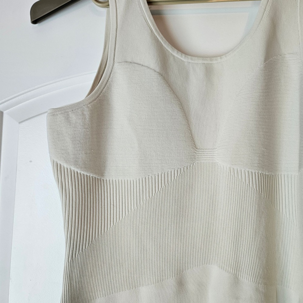 Lululemon Athletic Dress Tennis Athleisure Tight-Fit Knit Tank Bone White XL - Picture 3 of 11